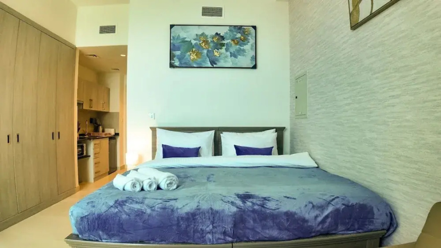 Silk Valley-Prime located cozy studio
