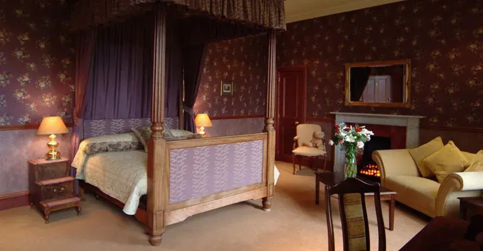 Castle Hotel