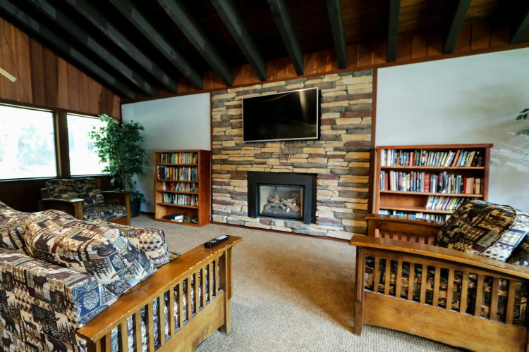 Mammoth West #137 Condo
