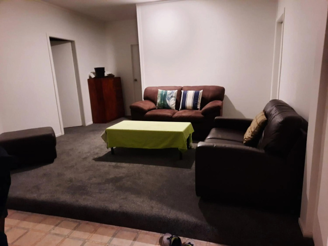 Tauranga Backpack House