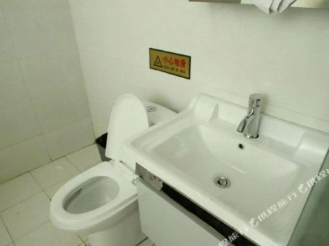 Jiajian Hostel