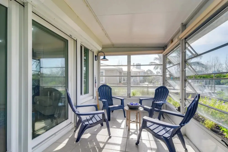 Sunsets, Tight Lines & Dock: Riverfront Ruskin Gem