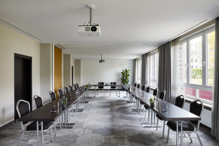 Crowne Plaza Hamburg - City Alster photo 21
