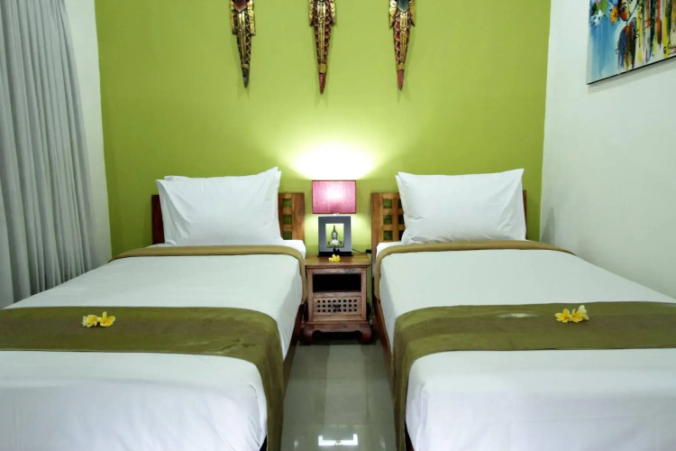 Maha Residence Guest House