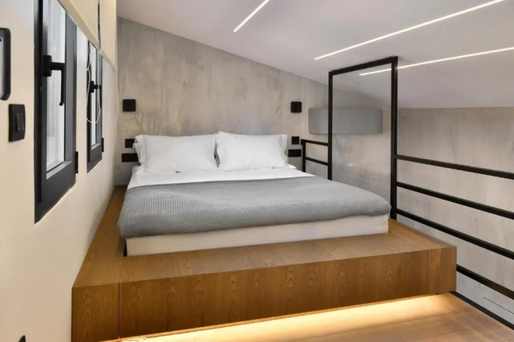 Private Pool Suite
