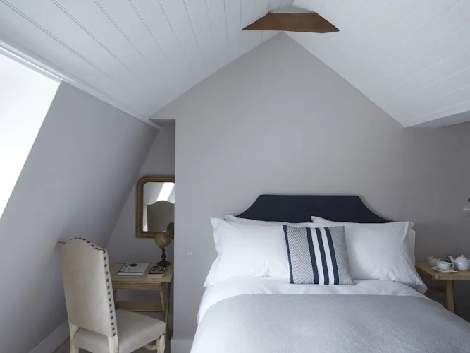 Classic Double room with partial sea view