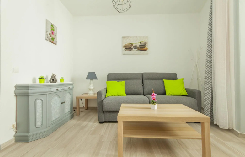 A46 - Oliveira Downtown Apartment