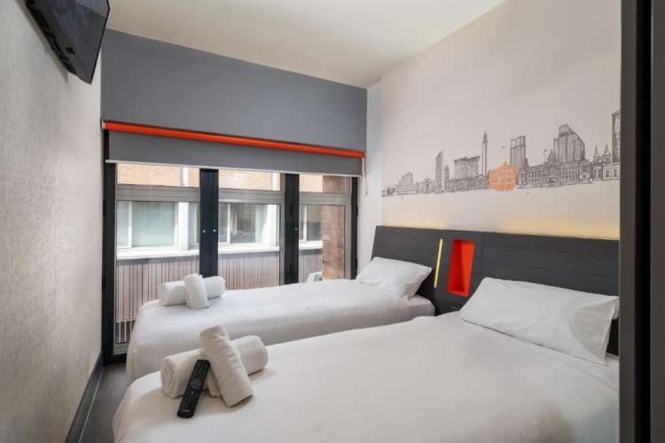 Twin room