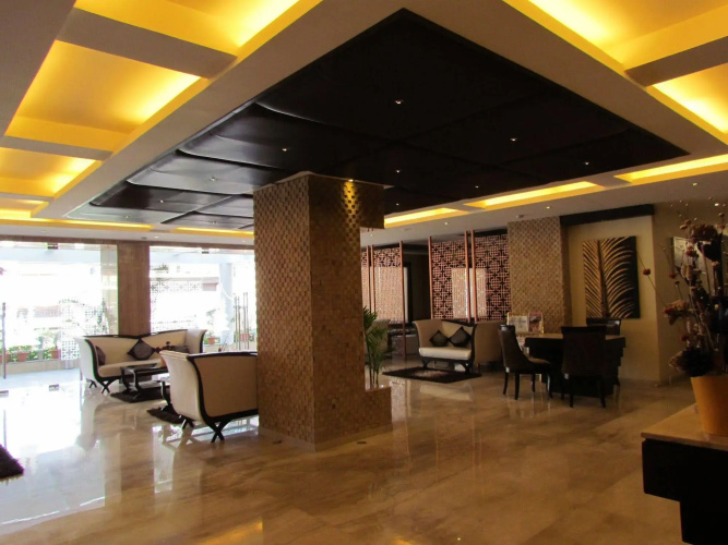 Hotel Pine Spring Wazir Bagh