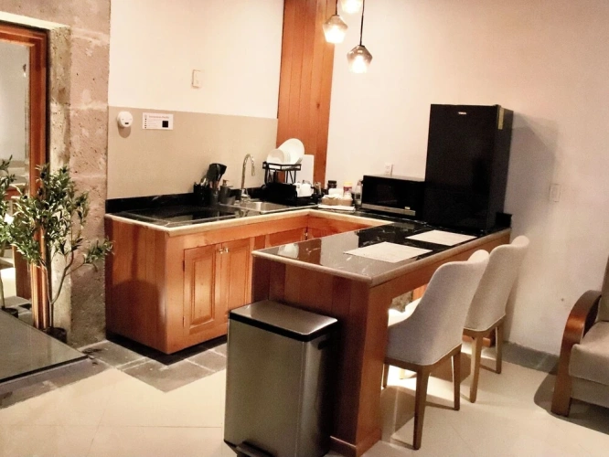 1 Bedroom Deluxe Suite