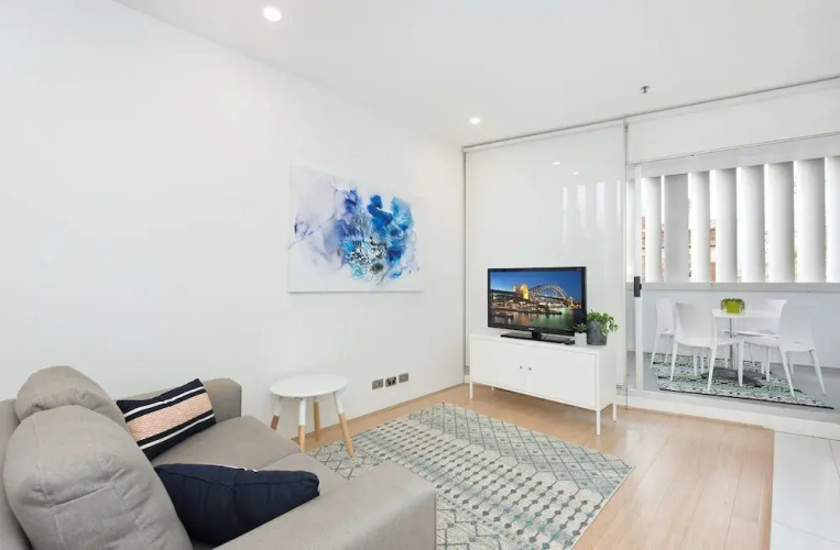 TT302 Darlinghurst Sydney Studio