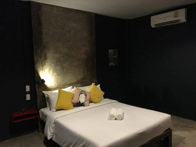 9roomz Hotel