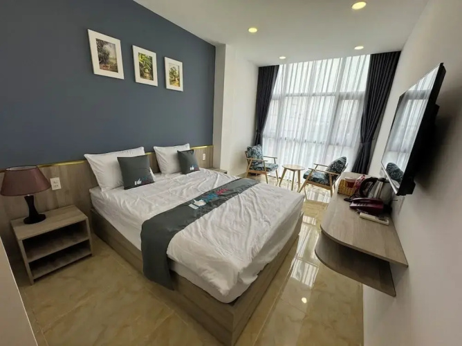 Like Hotel