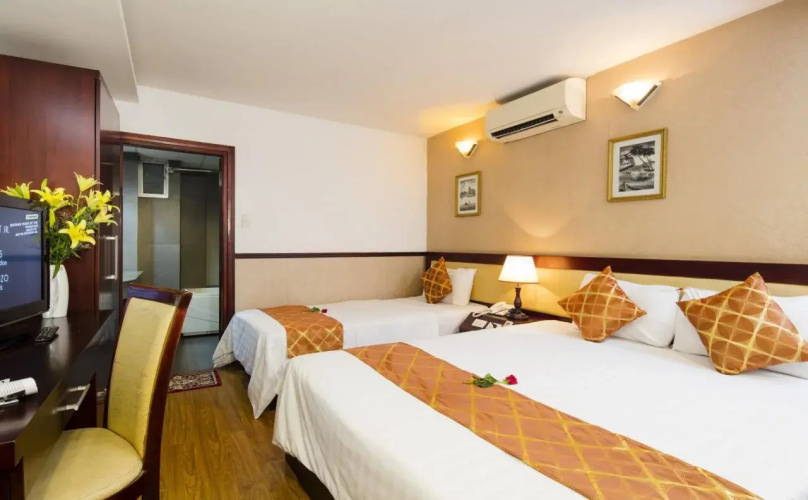King Town Hotel