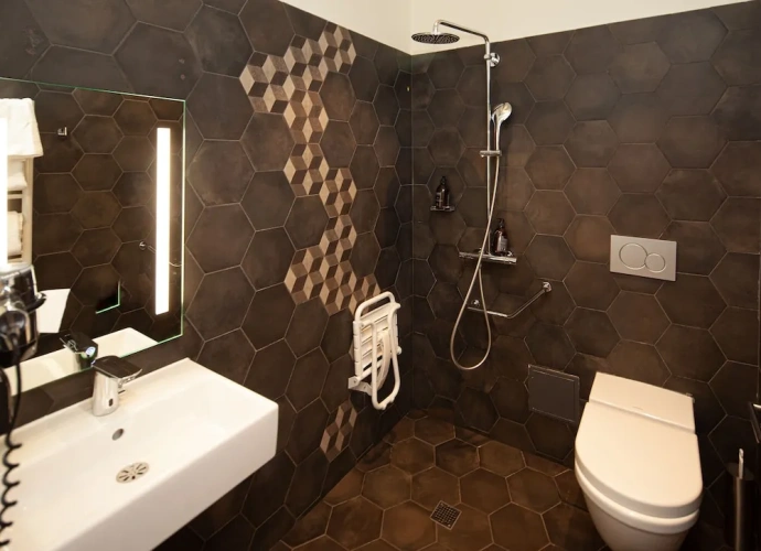Standard Double Basement room