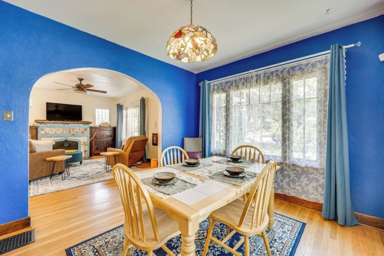 2 Bedrooms Cottage