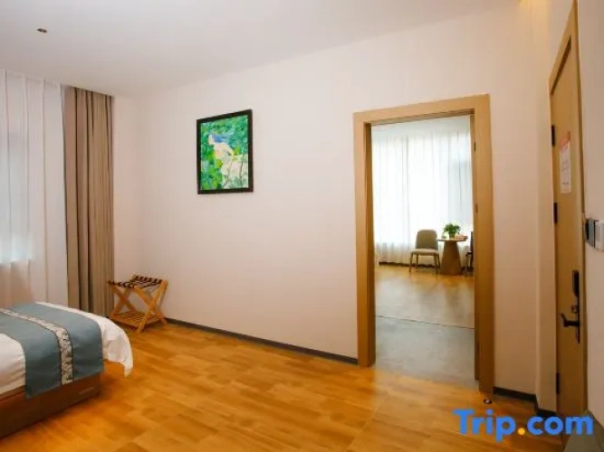 Deluxe Family Suite