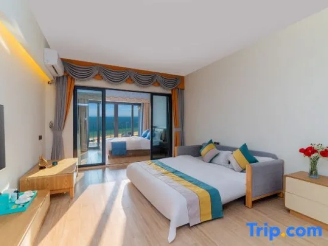 1 Bedroom Luxury Double Suite with sea view