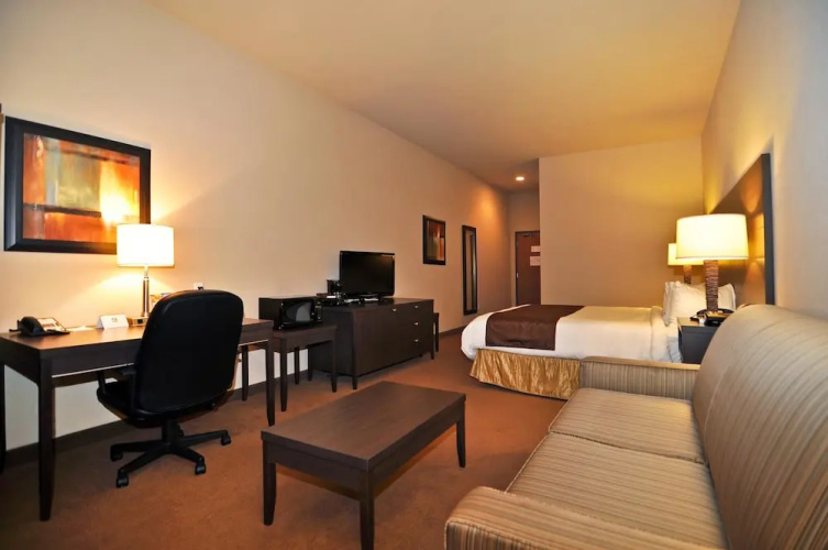 Best Western Plus Saint John Hotel & Suites