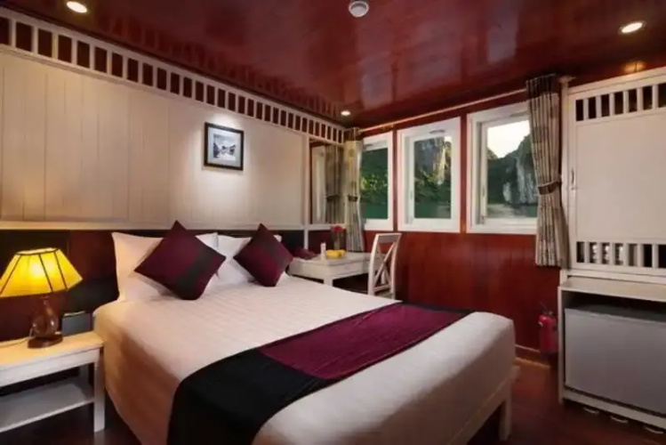 Halong Paloma Cruise