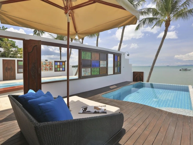 5 Bedrooms Family Villa