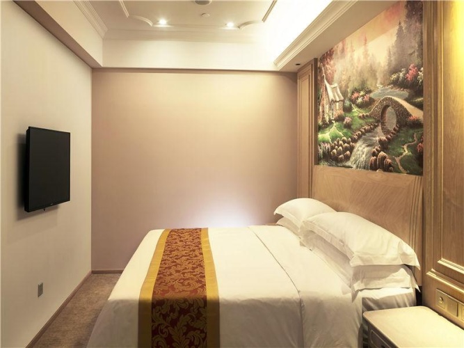 Standard Double room with view