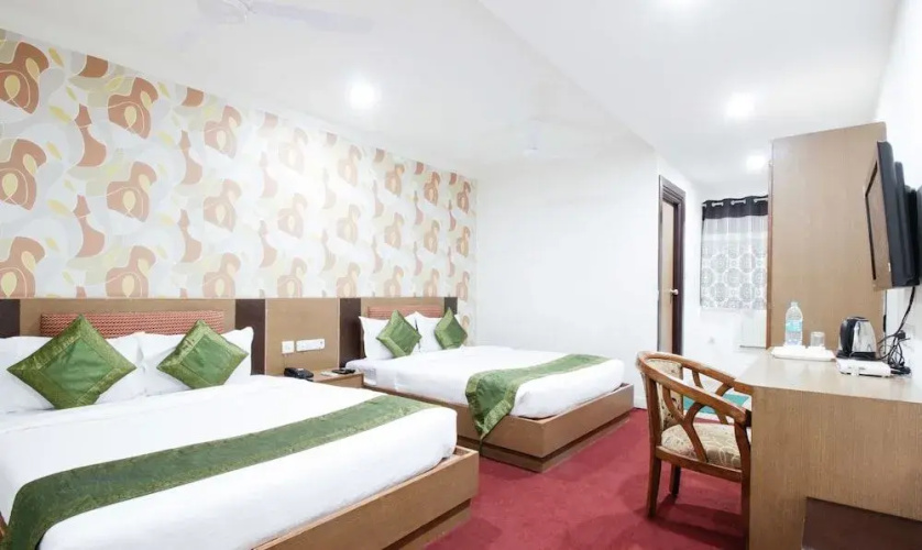 Hotel Imax Inn