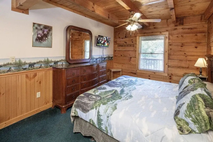 Bear Naked by Eagles Ridge Resort