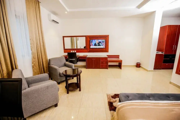 VINMILAN Hotel & Resort