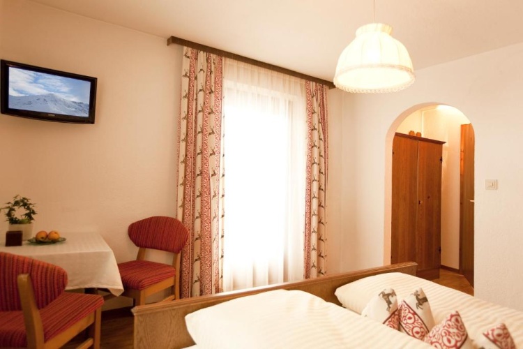 1 Bedroom Double Apartment