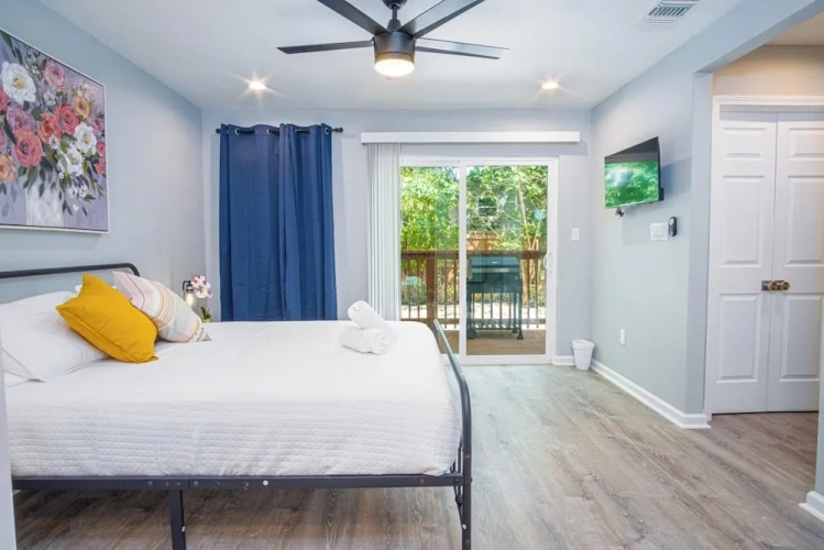 Guest rooms