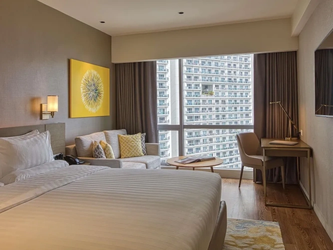 Standard Double room with city view