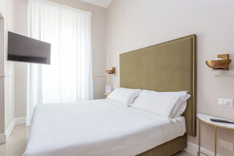 Economy room