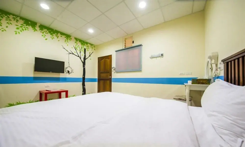 Hualien Train Station Backpackers Hostel