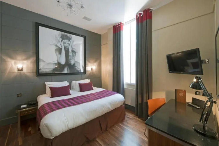 Angel's Share Hotel