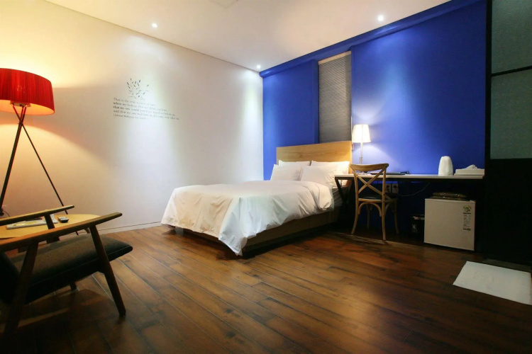 Valt Hotel