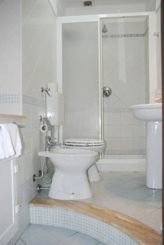 Standard Triple room with balcony