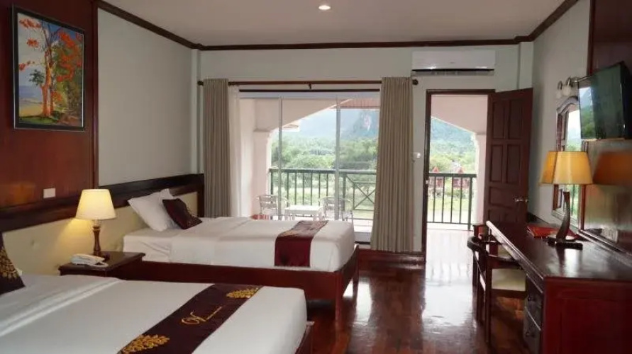 Vansana Vang Vieng