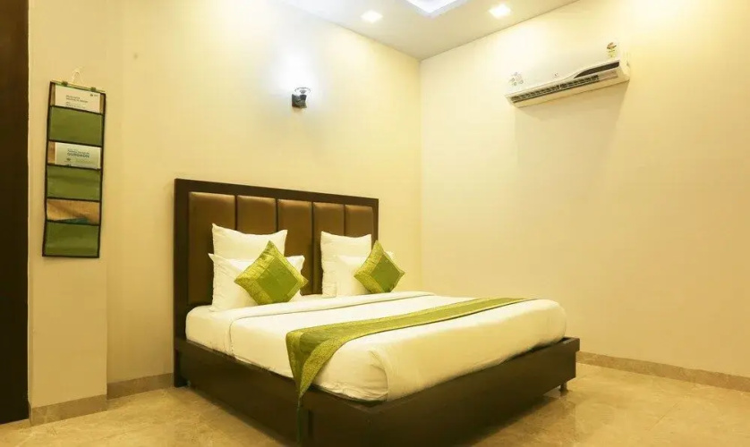 Treebo Hotel WOW