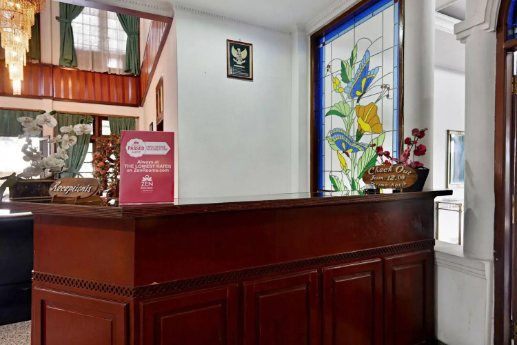 Zenrooms Villa Duta