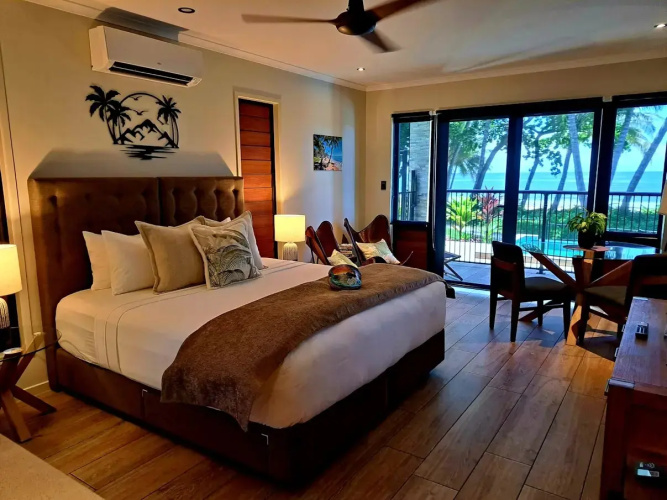 Single Suite beachfront
