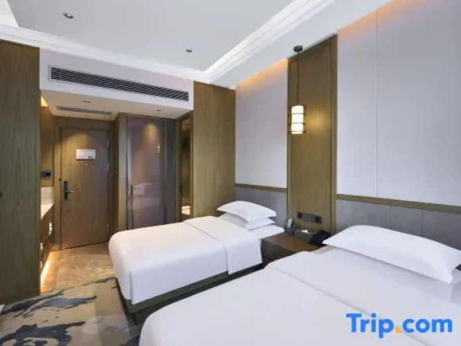 Premier Twin room