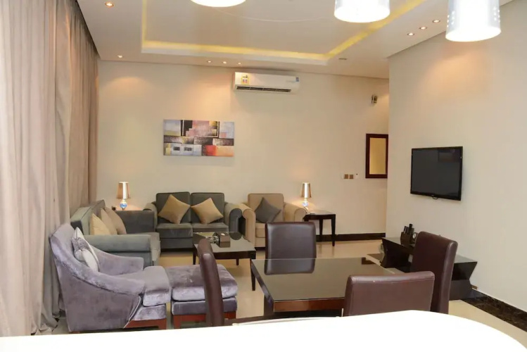 topaz suites