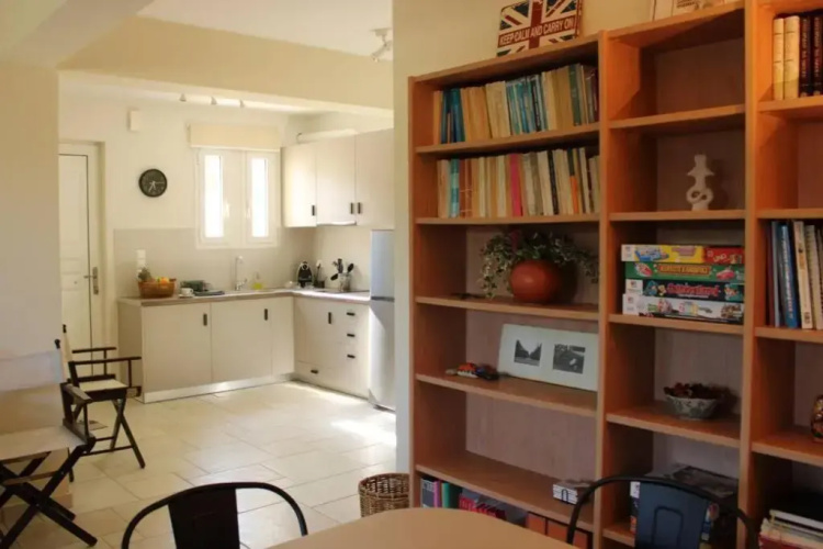 Aretis St Apartment