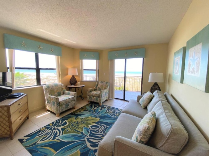 Suite with ocean view