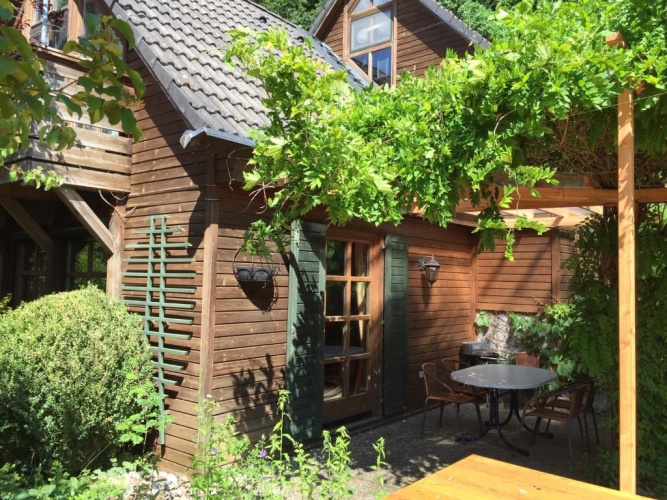 2 Bedrooms Cottage
