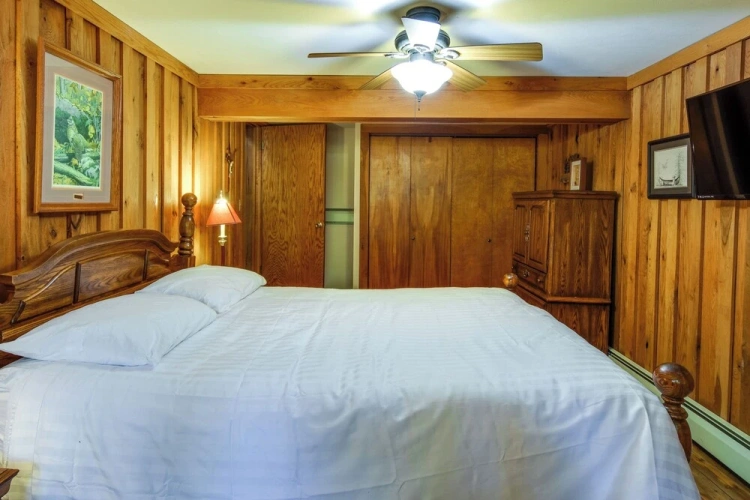 2 Bedrooms Cottage