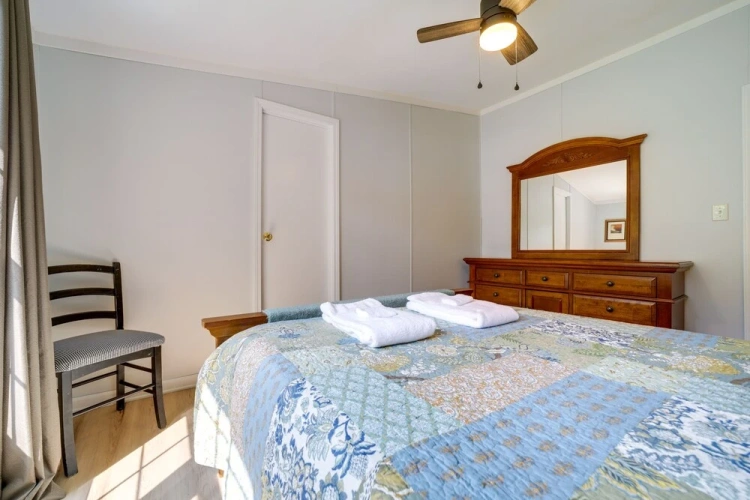 3 Bedrooms Cottage
