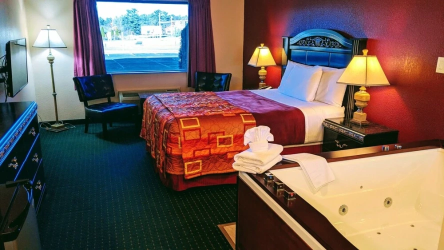 Deluxe Suite