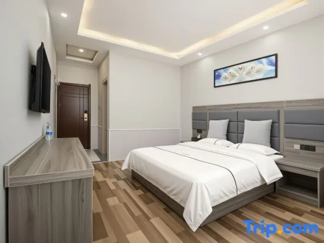 Standard Double room with garden view